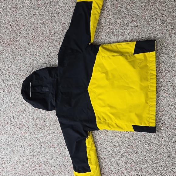 Columbia Winter Coat - Picture 3 of 10